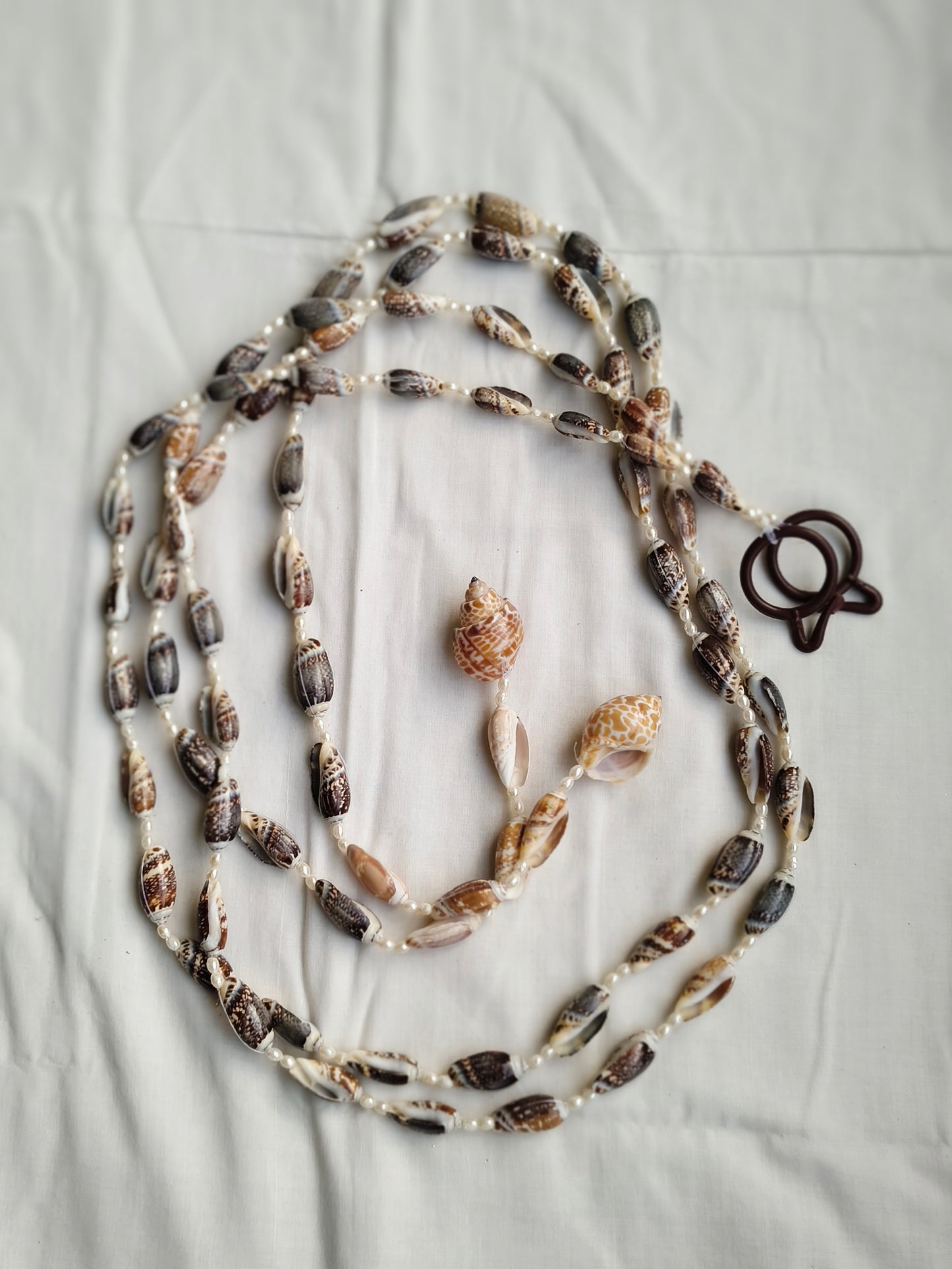 கடற்சங்கு நிலை மாலை ஜோடி (Conch Decorative Garland Pair)